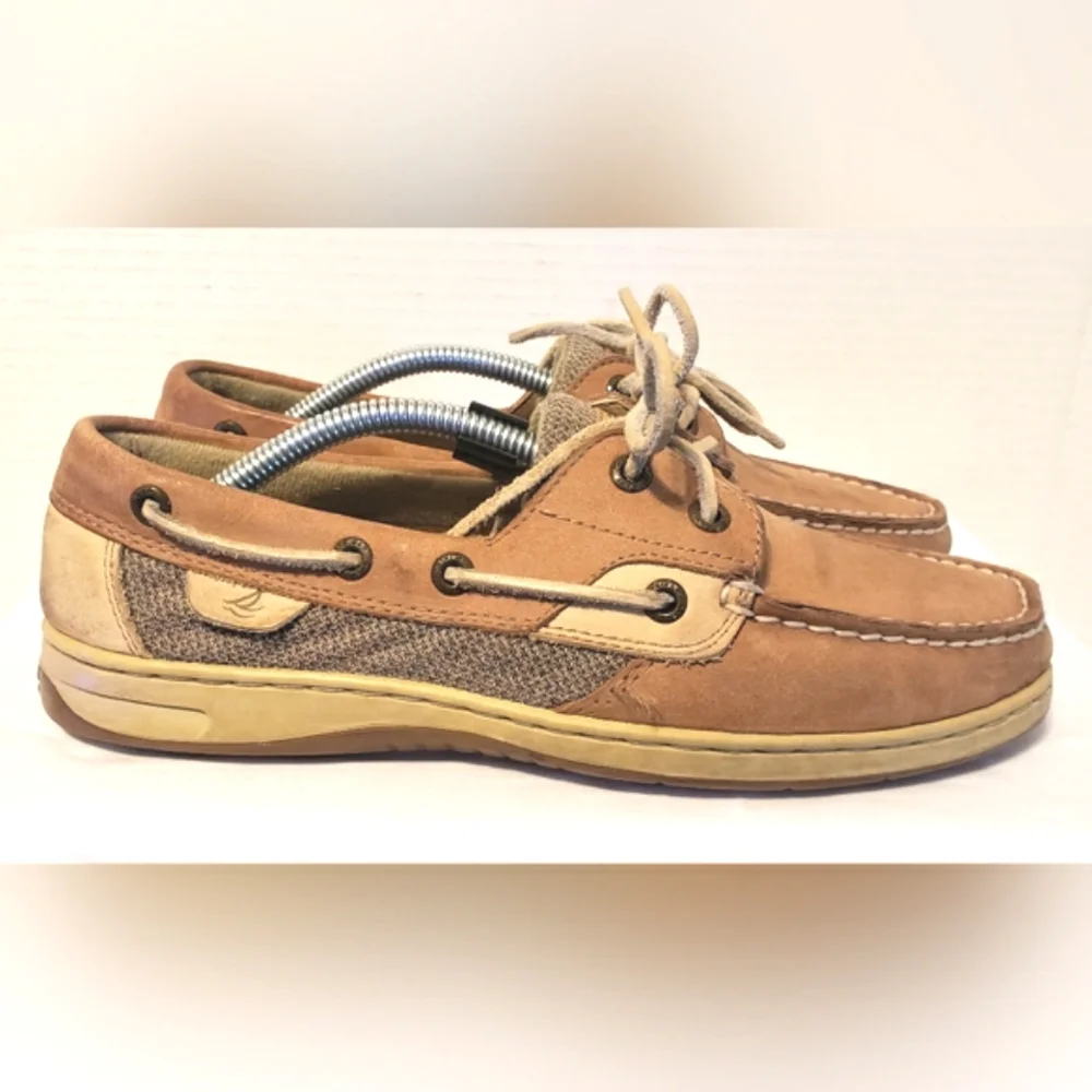 Sperry Tan Boat Shoes with Moccasin Construction and Slip-Resistant Sole 7.5M